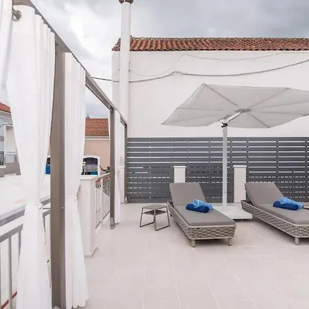 Sentso Luxury House Apartmán