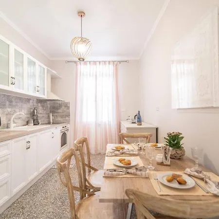 Apartmán Sentso Luxury House Ithaka